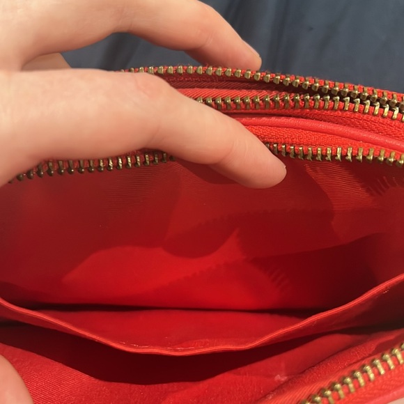 Disney red crossbody purse - Picture 4 of 4